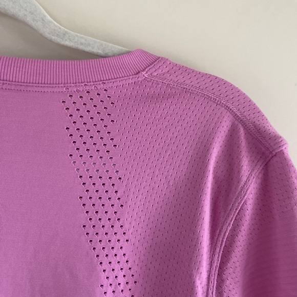 Lululemon Train to Be Short-Sleeve Shirt - Picture 8 of 13